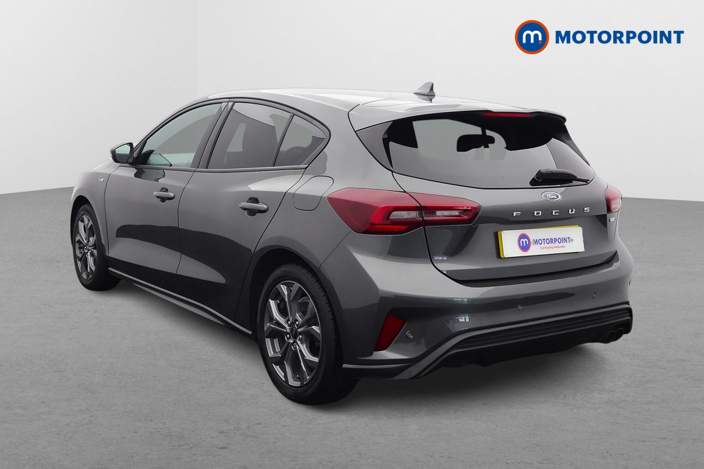 Ford Focus St-Line Edition Manual Petrol-Electric Hybrid Hatchback - Stock Number (1577650) - Passenger side rear corner
