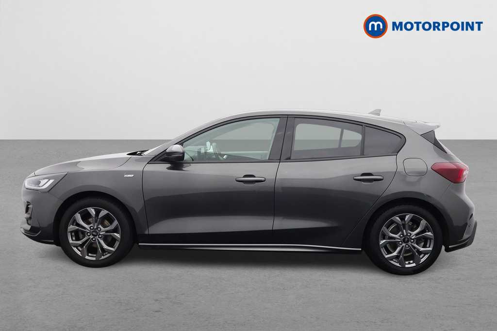Ford Focus St-Line Edition Manual Petrol-Electric Hybrid Hatchback - Stock Number (1577650) - Passenger side
