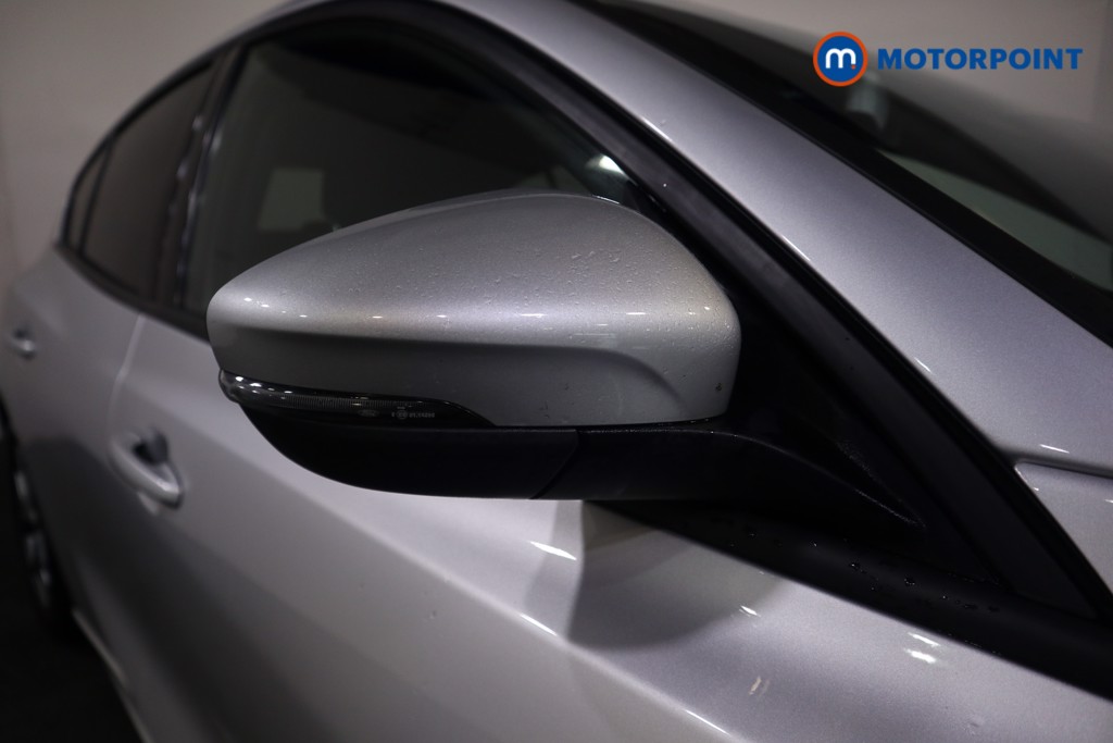 Ford Focus St-Line Edition Manual Petrol-Electric Hybrid Hatchback - Stock Number (1577848) - 21st supplementary image