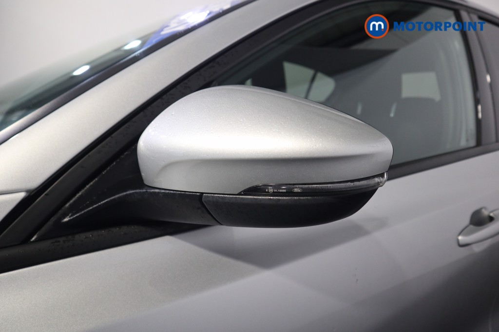 Ford Focus St-Line Edition Manual Petrol-Electric Hybrid Hatchback - Stock Number (1577848) - 22nd supplementary image