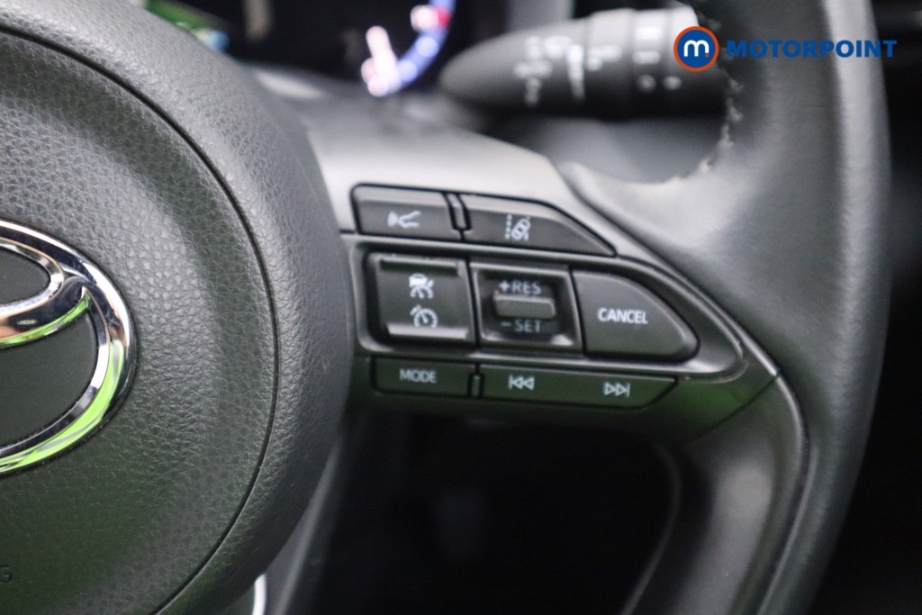 Toyota Yaris Cross Design Automatic Petrol-Electric Hybrid Estate - Stock Number (1577967) - 6th supplementary image