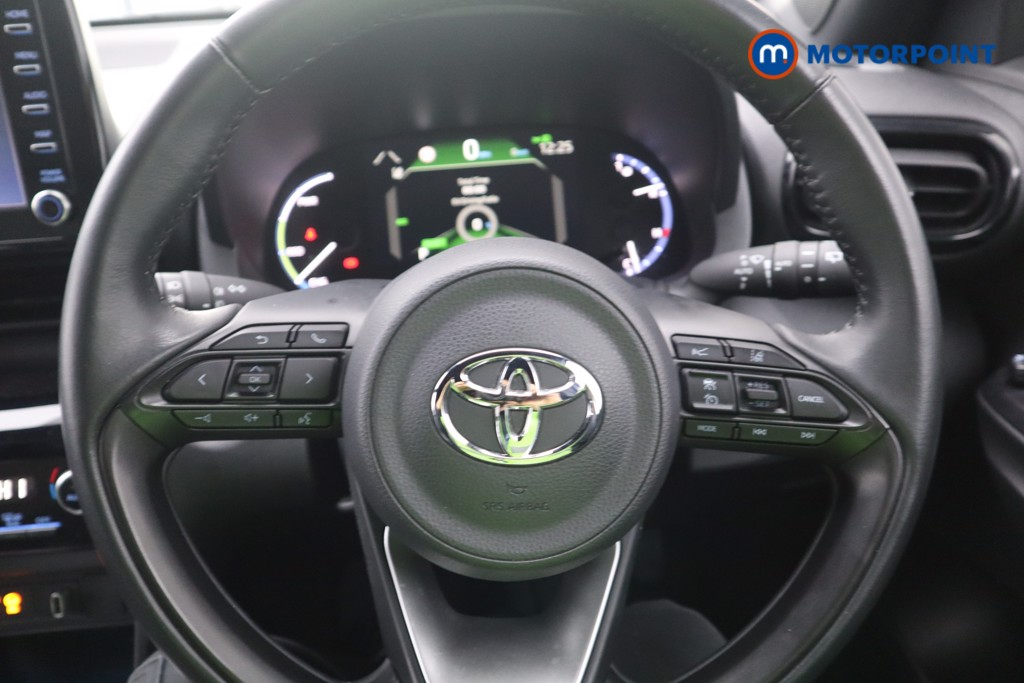 Toyota Yaris Cross Design Automatic Petrol-Electric Hybrid Estate - Stock Number (1577967) - 7th supplementary image