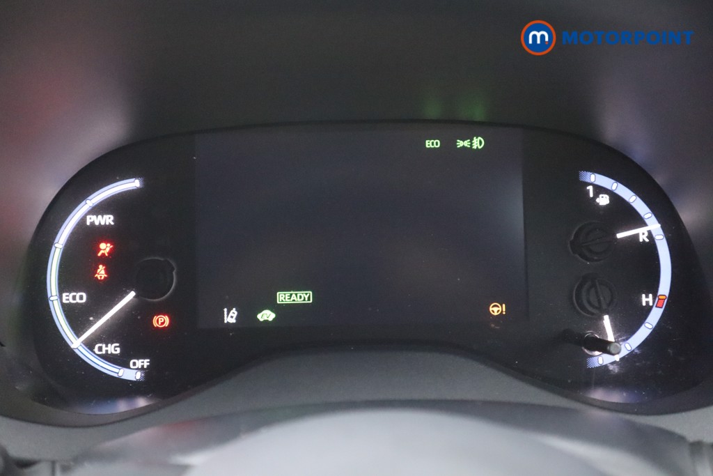 Toyota Yaris Cross Design Automatic Petrol-Electric Hybrid Estate - Stock Number (1577967) - 1st supplementary image