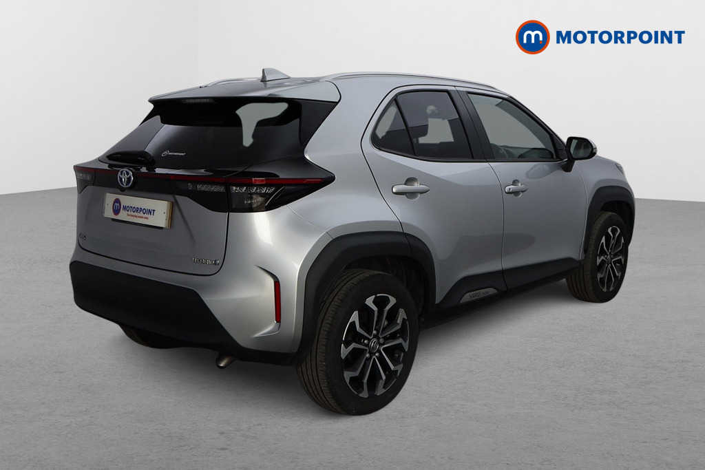 Toyota Yaris Cross Design Automatic Petrol-Electric Hybrid Estate - Stock Number (1577967) - Drivers side rear corner