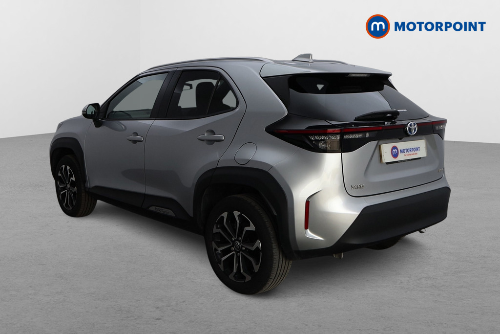 Toyota Yaris Cross Design Automatic Petrol-Electric Hybrid Estate - Stock Number (1577967) - Passenger side rear corner