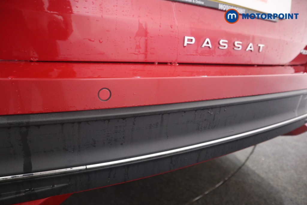 Volkswagen Passat Life Automatic Petrol Plug-In Hybrid Estate - Stock Number (1578081) - 20th supplementary image