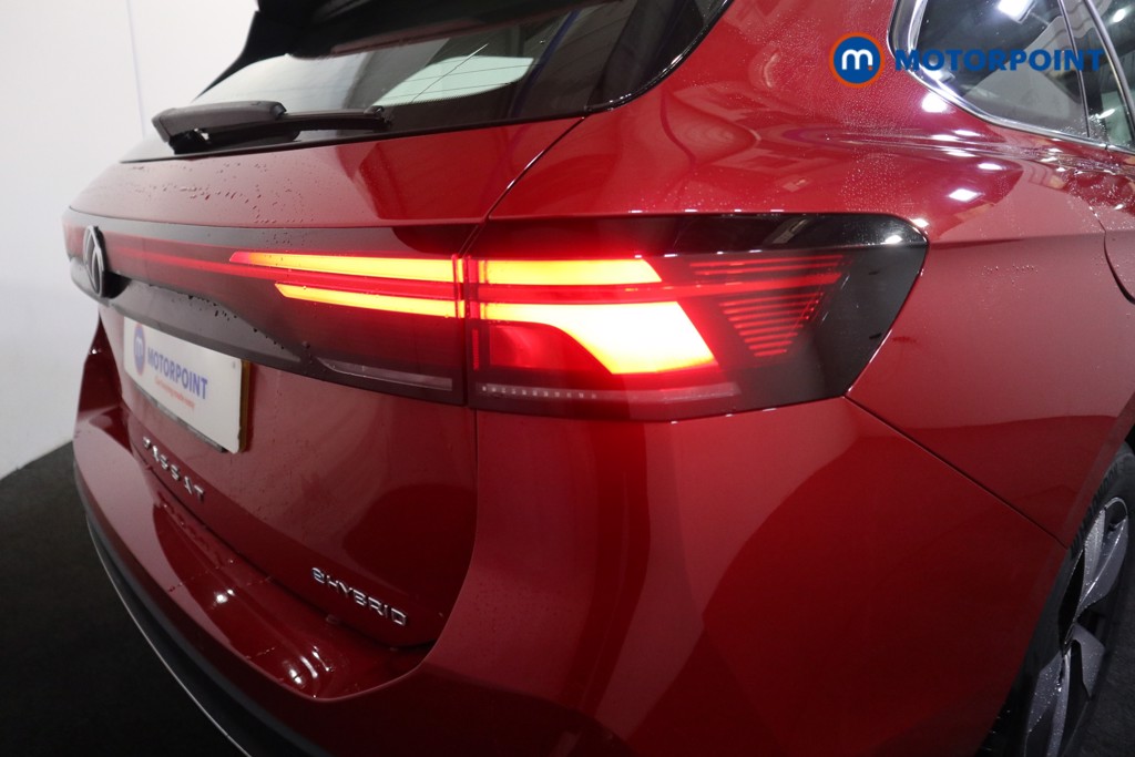 Volkswagen Passat Life Automatic Petrol Plug-In Hybrid Estate - Stock Number (1578081) - 23rd supplementary image