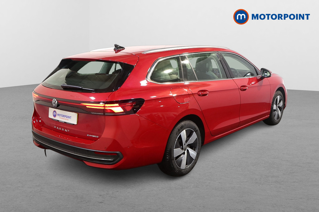 Volkswagen Passat Life Automatic Petrol Plug-In Hybrid Estate - Stock Number (1578081) - Drivers side rear corner