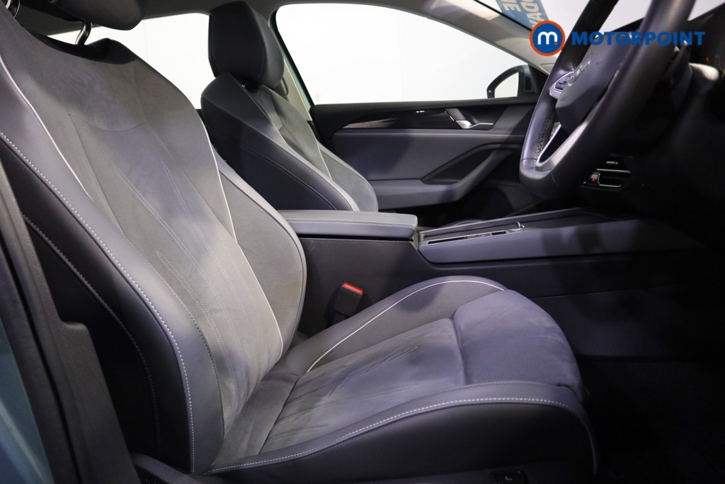 Volkswagen Passat Life Automatic Petrol Plug-In Hybrid Estate - Stock Number (1578098) - 13th supplementary image