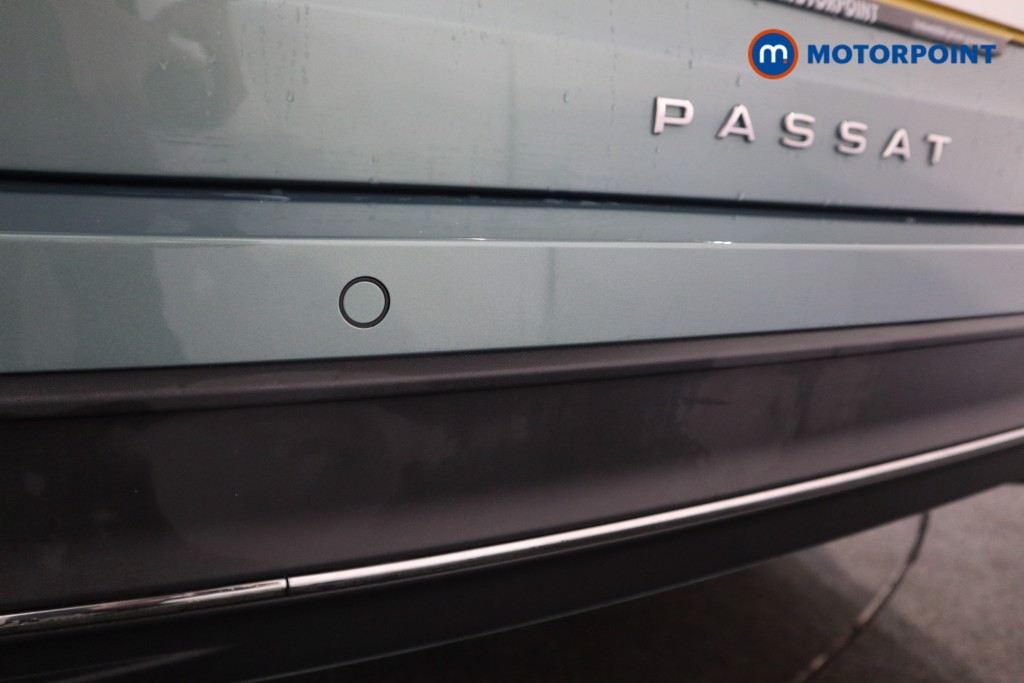 Volkswagen Passat Life Automatic Petrol Plug-In Hybrid Estate - Stock Number (1578098) - 21st supplementary image