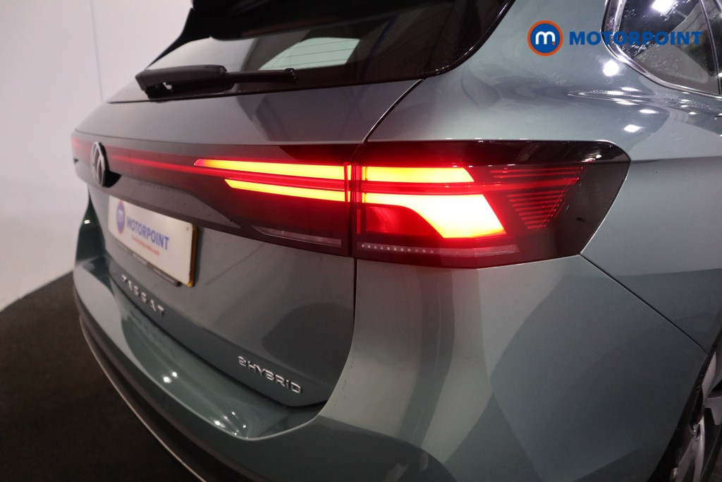 Volkswagen Passat Life Automatic Petrol Plug-In Hybrid Estate - Stock Number (1578098) - 24th supplementary image