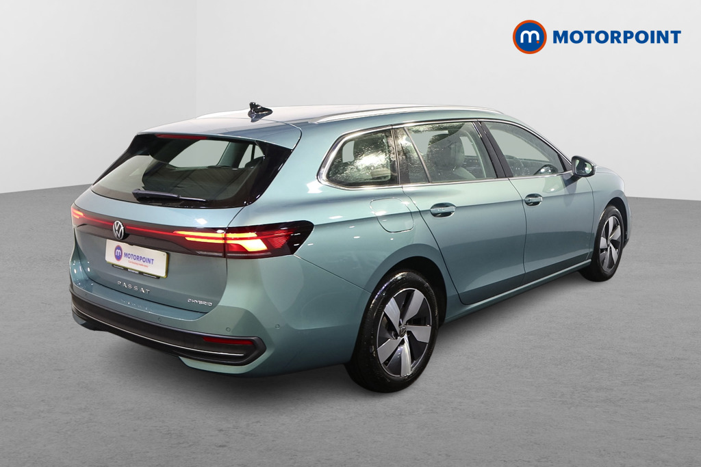 Volkswagen Passat Life Automatic Petrol Plug-In Hybrid Estate - Stock Number (1578098) - Drivers side rear corner