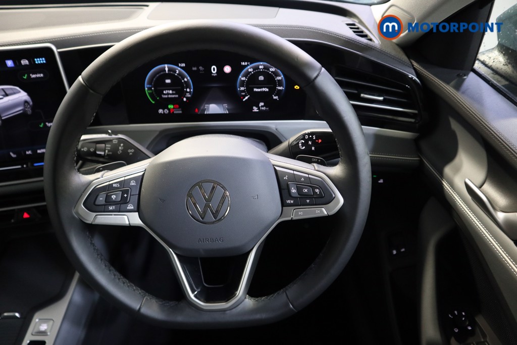 Volkswagen Passat Life Automatic Petrol Plug-In Hybrid Estate - Stock Number (1578099) - 2nd supplementary image