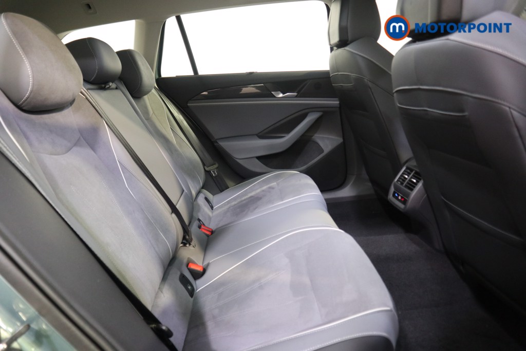 Volkswagen Passat Life Automatic Petrol Plug-In Hybrid Estate - Stock Number (1578099) - 14th supplementary image