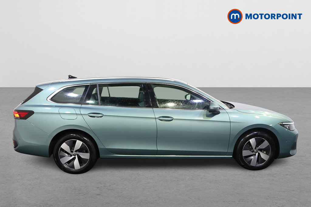Volkswagen Passat Life Automatic Petrol Plug-In Hybrid Estate - Stock Number (1578099) - Drivers side