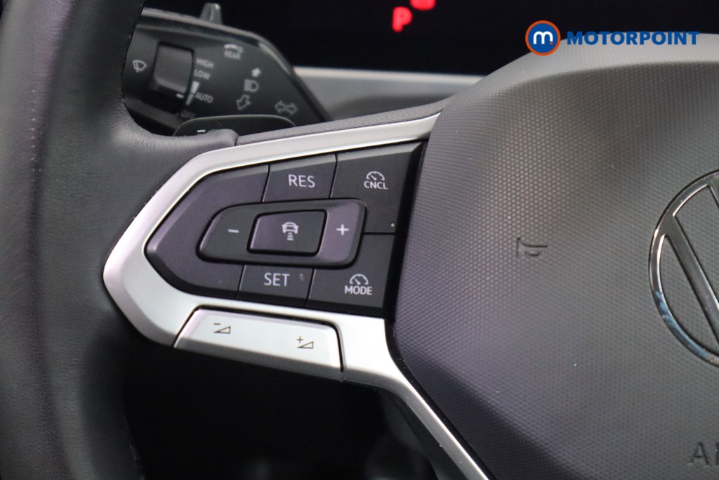 Volkswagen Passat Life Automatic Petrol Plug-In Hybrid Estate - Stock Number (1578146) - 7th supplementary image