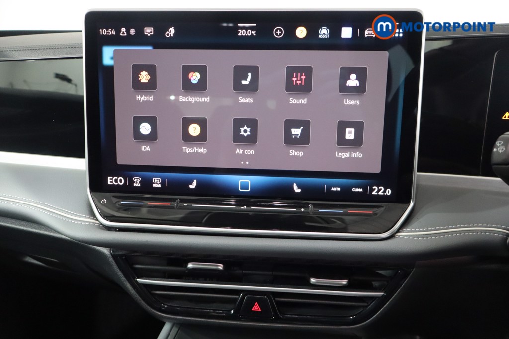 Volkswagen Passat Life Automatic Petrol Plug-In Hybrid Estate - Stock Number (1578146) - 18th supplementary image