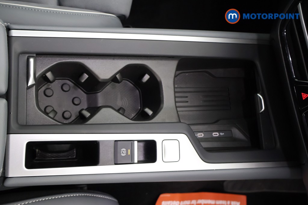 Volkswagen Passat Life Automatic Petrol Plug-In Hybrid Estate - Stock Number (1578151) - 6th supplementary image