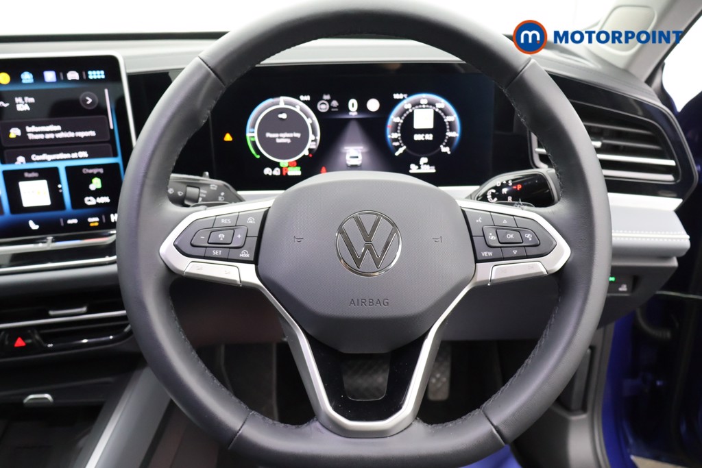 Volkswagen Passat Life Automatic Petrol Plug-In Hybrid Estate - Stock Number (1578151) - 1st supplementary image