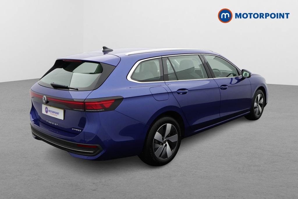 Volkswagen Passat Life Automatic Petrol Plug-In Hybrid Estate - Stock Number (1578151) - Drivers side rear corner