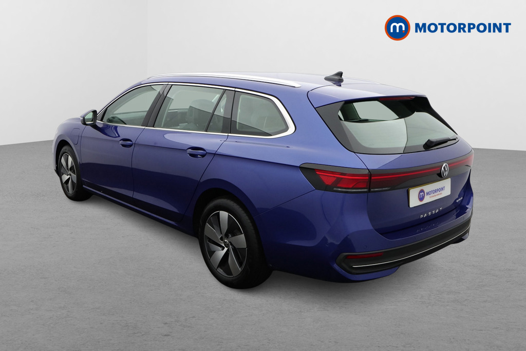 Volkswagen Passat Life Automatic Petrol Plug-In Hybrid Estate - Stock Number (1578151) - Passenger side rear corner