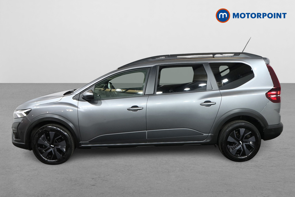 Dacia Jogger Expression Manual Petrol People Carrier - Stock Number (1578399) - Passenger side