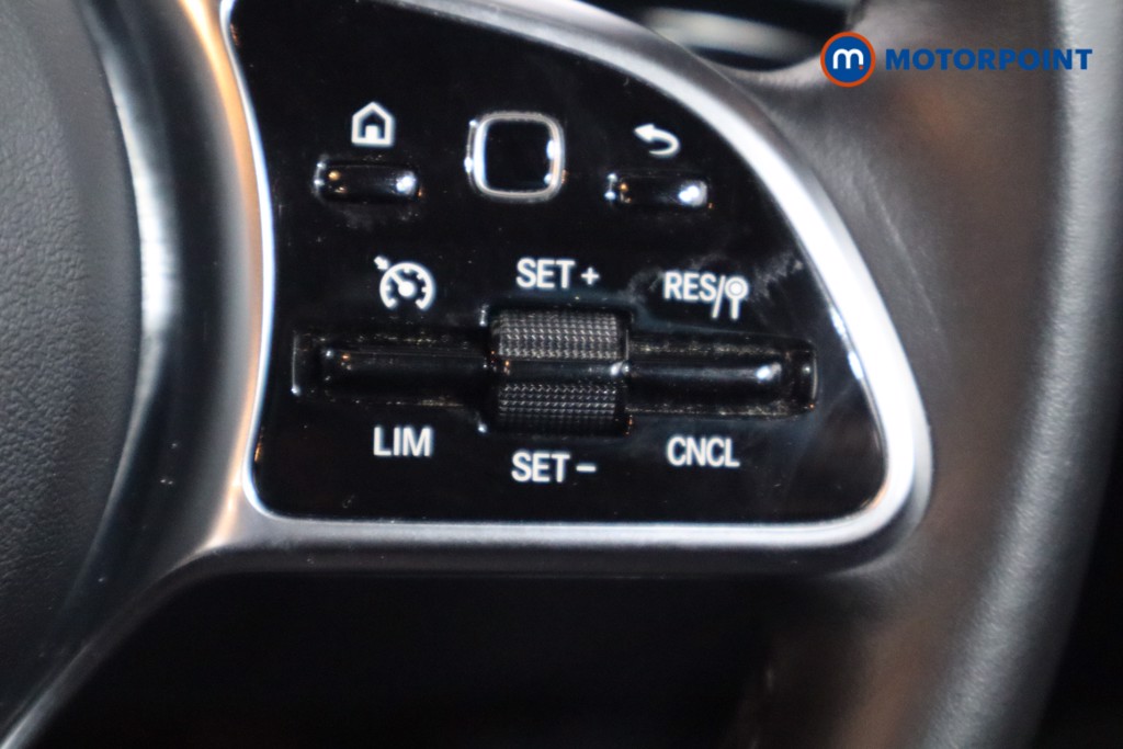 Mercedes-Benz A Class SE Manual Petrol Hatchback - Stock Number (1578451) - 8th supplementary image