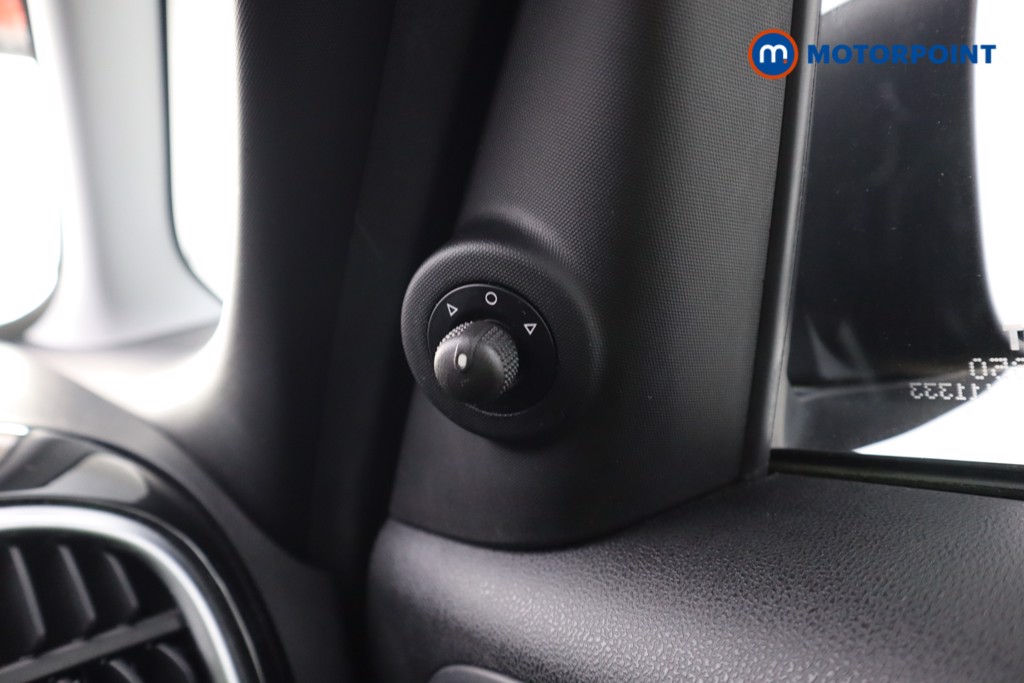 Fiat 500L Urban Manual Petrol Hatchback - Stock Number (1578514) - 9th supplementary image