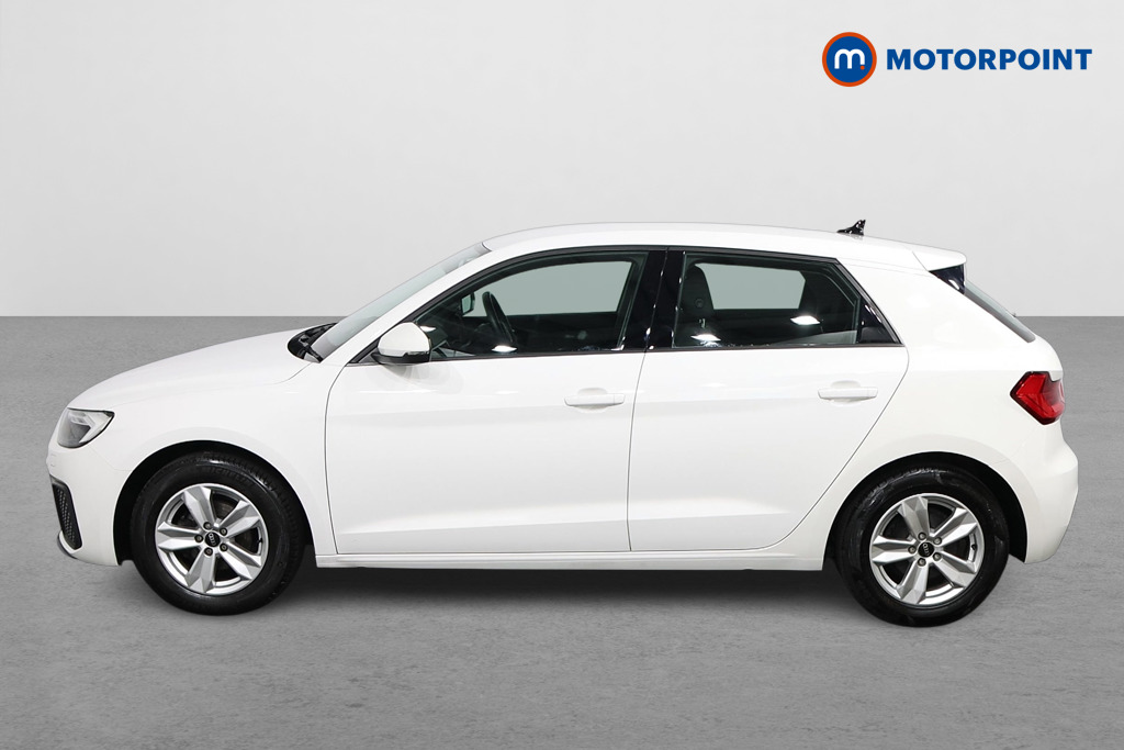 Audi A1 Technik Manual Petrol Hatchback - Stock Number (1578735) - Passenger side