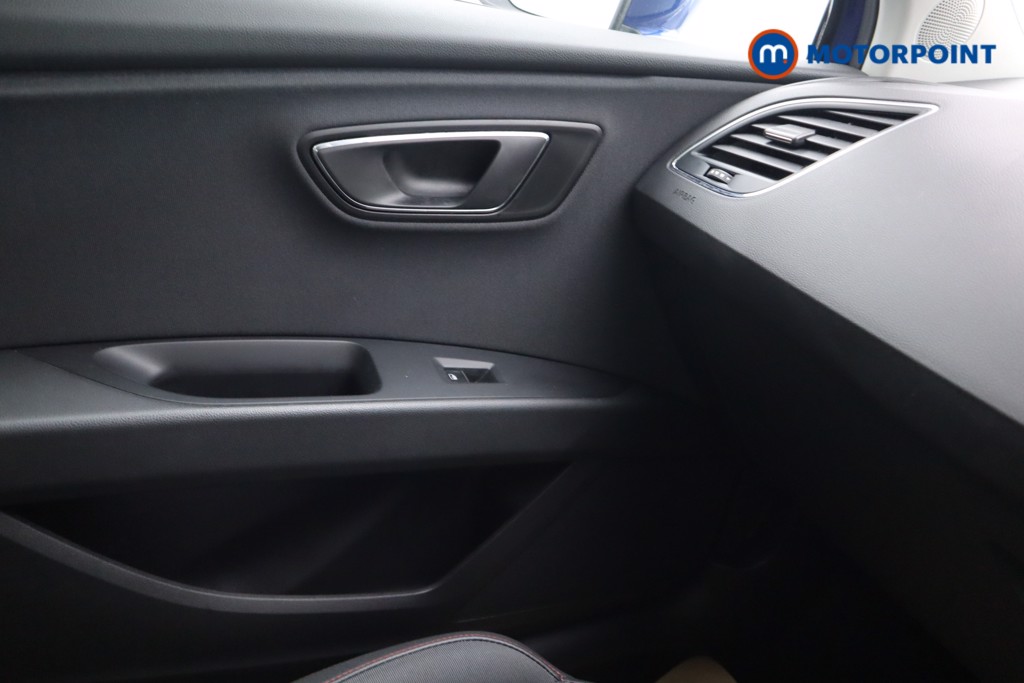 Seat Leon FR Manual Petrol Hatchback - Stock Number (1578850) - 12th supplementary image