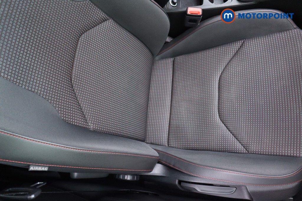 Seat Leon FR Manual Petrol Hatchback - Stock Number (1578850) - 14th supplementary image