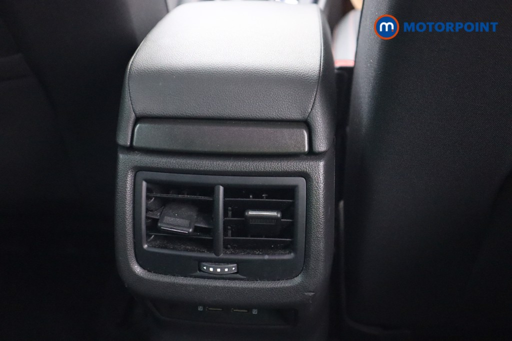 Seat Leon FR Manual Petrol Hatchback - Stock Number (1578850) - 17th supplementary image