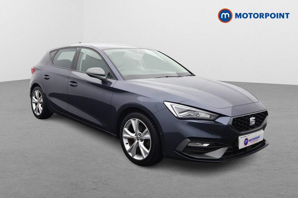 Seat Leon FR Automatic Petrol Hatchback - Stock Number (1579021) - Drivers side front corner