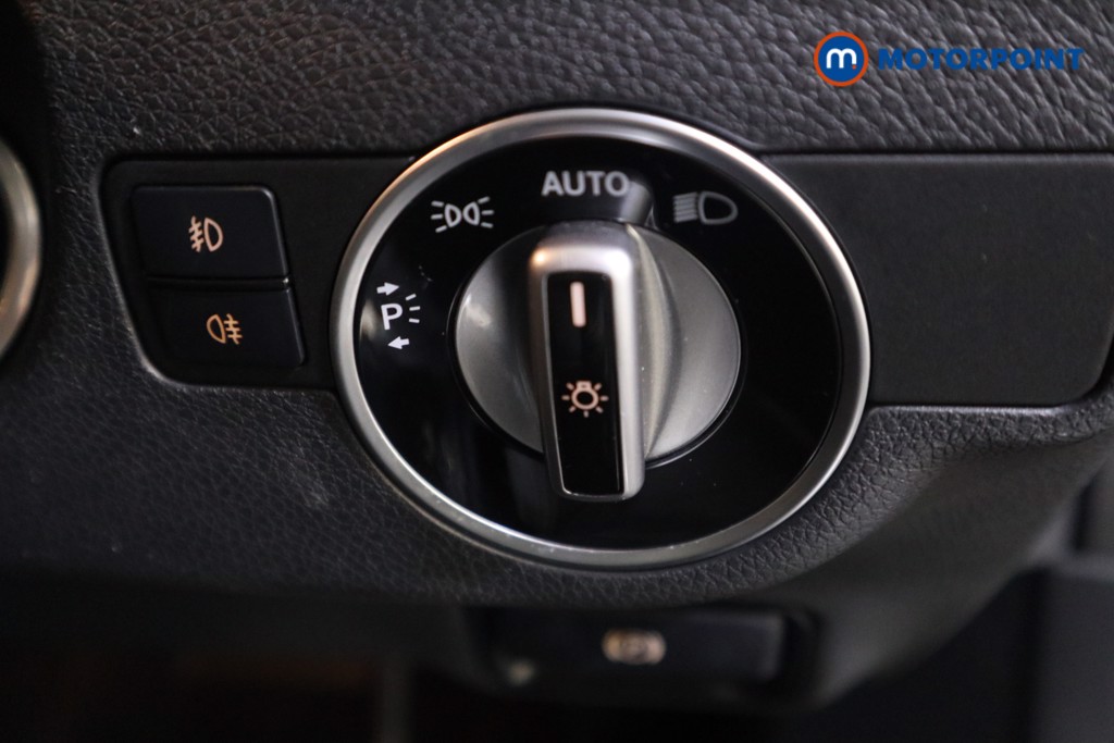 Mercedes-Benz GLA Urban Edition Automatic Petrol SUV - Stock Number (1579180) - 10th supplementary image