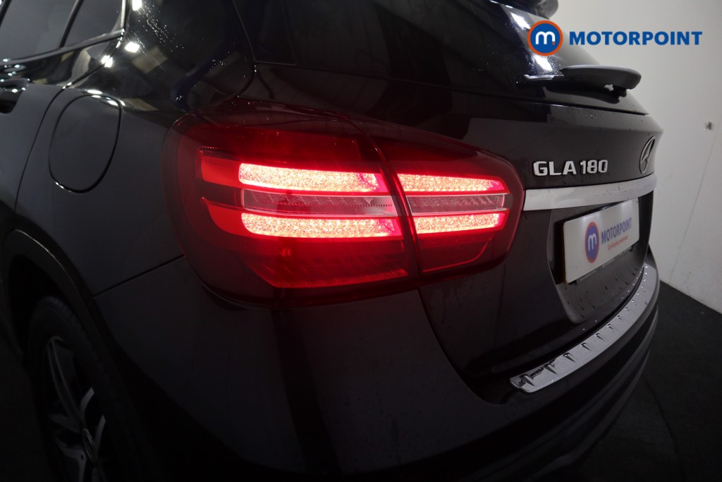 Mercedes-Benz GLA Urban Edition Automatic Petrol SUV - Stock Number (1579180) - 20th supplementary image
