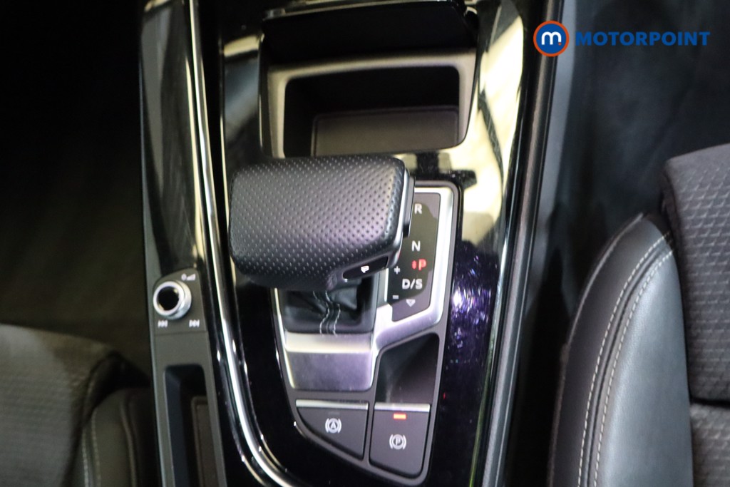 Audi A4 Black Edition Automatic Diesel Saloon - Stock Number (1579262) - 9th supplementary image