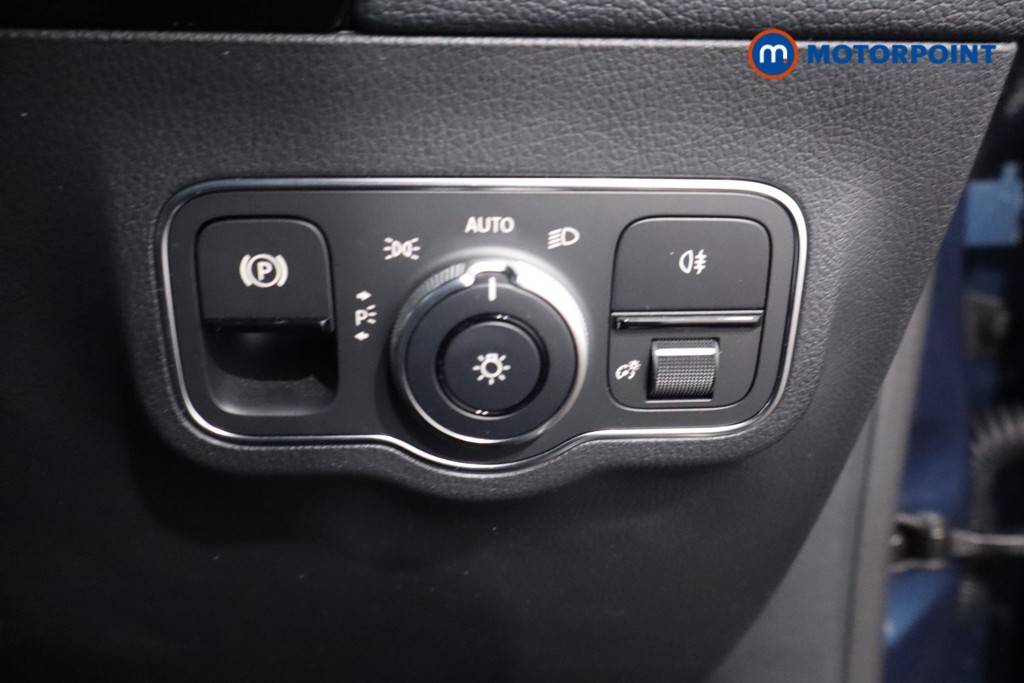Mercedes-Benz B Class Sport Automatic Petrol Hatchback - Stock Number (1579676) - 24th supplementary image