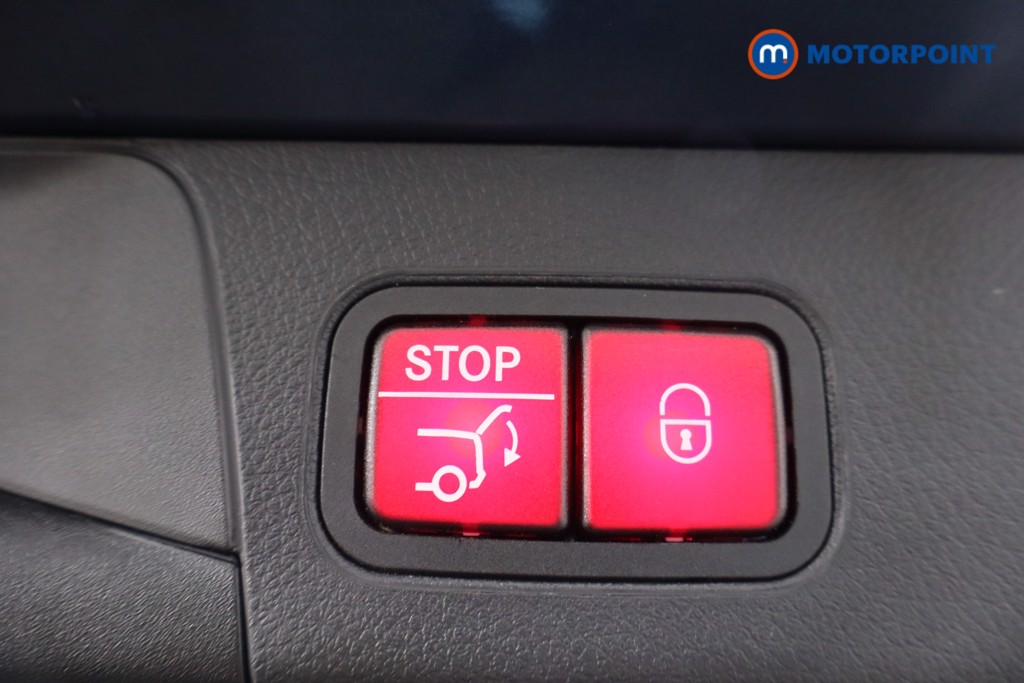 Mercedes-Benz B Class Sport Automatic Petrol Hatchback - Stock Number (1579676) - 38th supplementary image