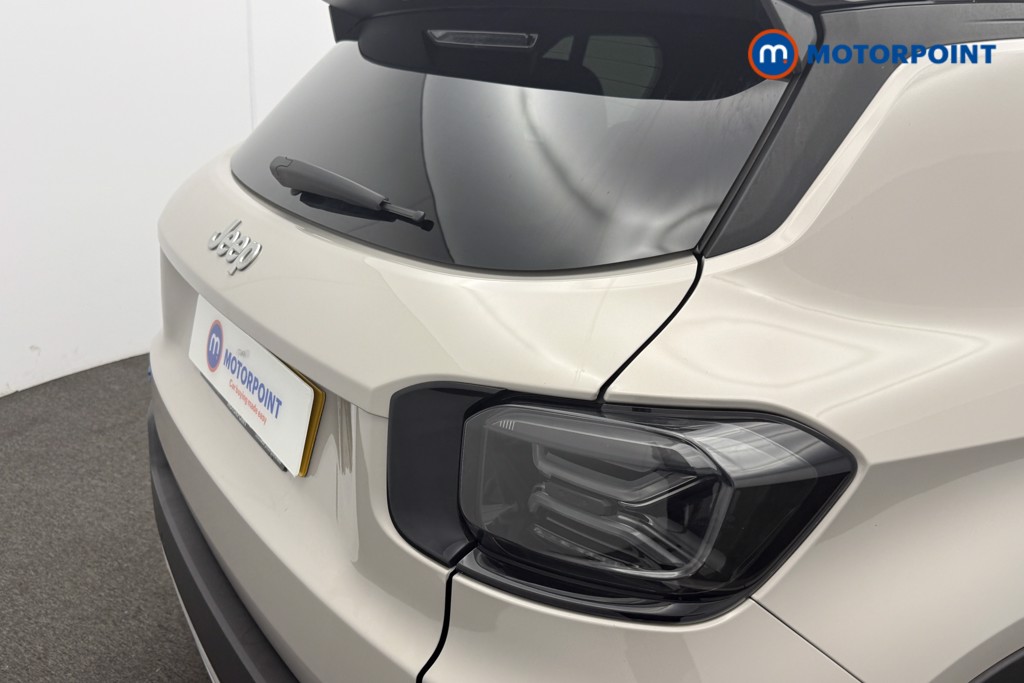 Jeep Avenger Summit Automatic Electric SUV - Stock Number (1579716) - 24th supplementary image