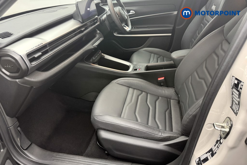 Jeep Avenger Summit Automatic Electric SUV - Stock Number (1579716) - 1st supplementary image