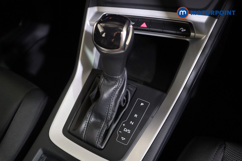 Audi Q3 Technik Automatic Petrol Plug-In Hybrid SUV - Stock Number (1579737) - 8th supplementary image