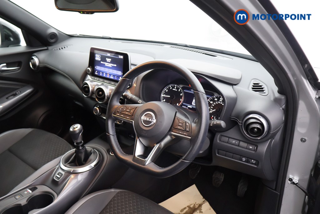 Nissan Juke N-Connecta Manual Petrol SUV - Stock Number (1580154) - 10th supplementary image