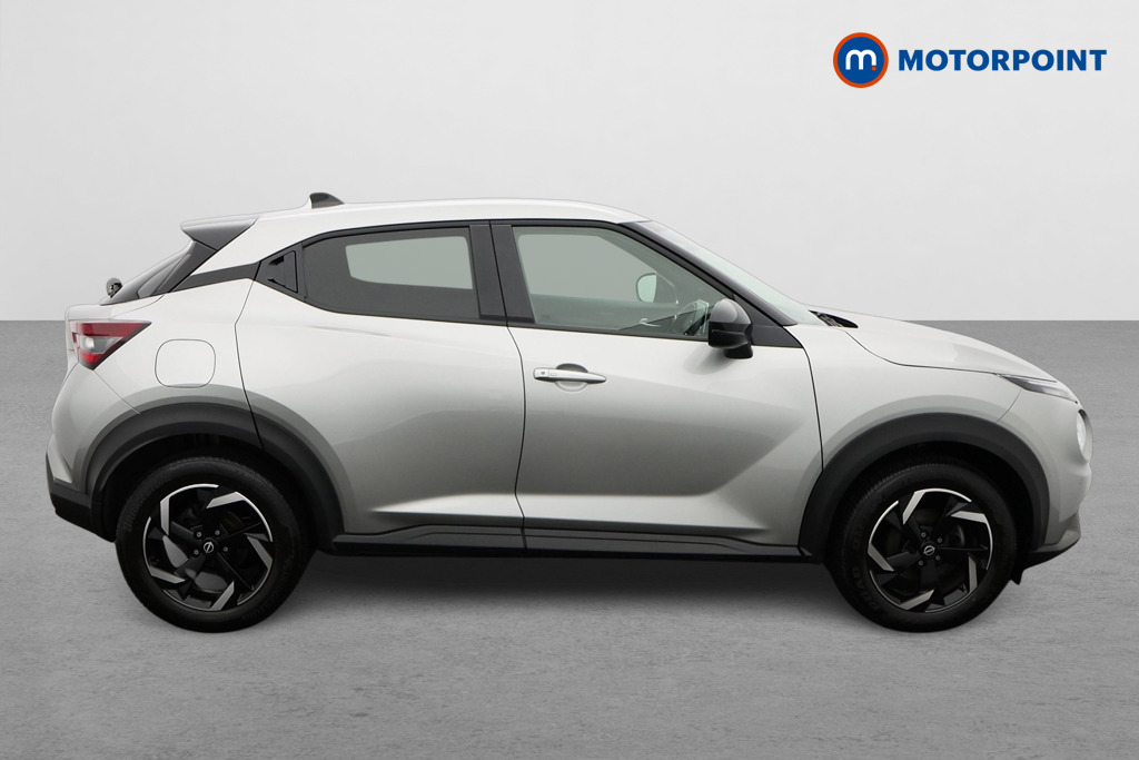 Nissan Juke N-Connecta Manual Petrol SUV - Stock Number (1580154) - Drivers side