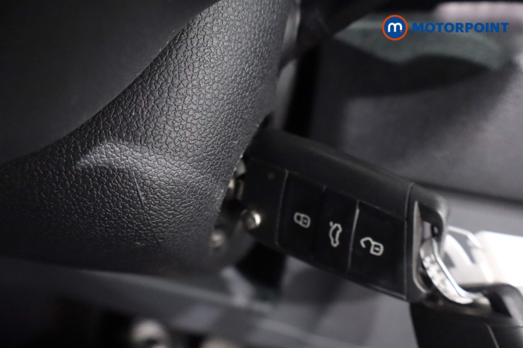 Volkswagen T-Cross SEL Manual Petrol SUV - Stock Number (1580455) - 13th supplementary image