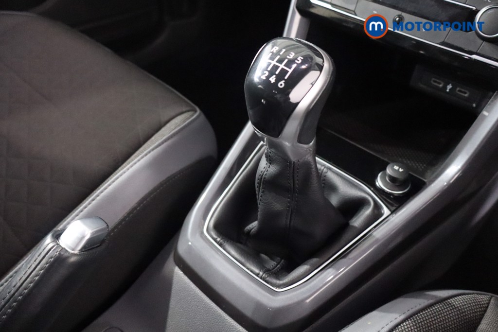 Volkswagen T-Cross SEL Manual Petrol SUV - Stock Number (1580455) - 14th supplementary image