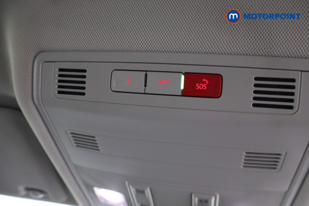 Volkswagen T-Cross SEL Manual Petrol SUV - Stock Number (1580455) - 21st supplementary image