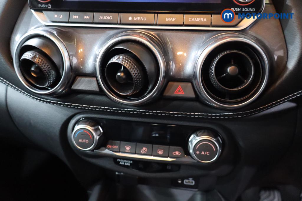 Nissan Juke N-Connecta Manual Petrol SUV - Stock Number (1580670) - 5th supplementary image