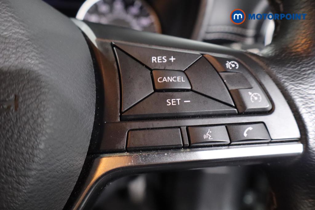 Nissan Juke N-Connecta Manual Petrol SUV - Stock Number (1580670) - 10th supplementary image