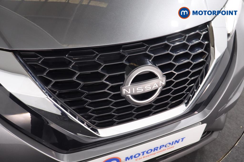 Nissan Juke N-Connecta Manual Petrol SUV - Stock Number (1580670) - 23rd supplementary image
