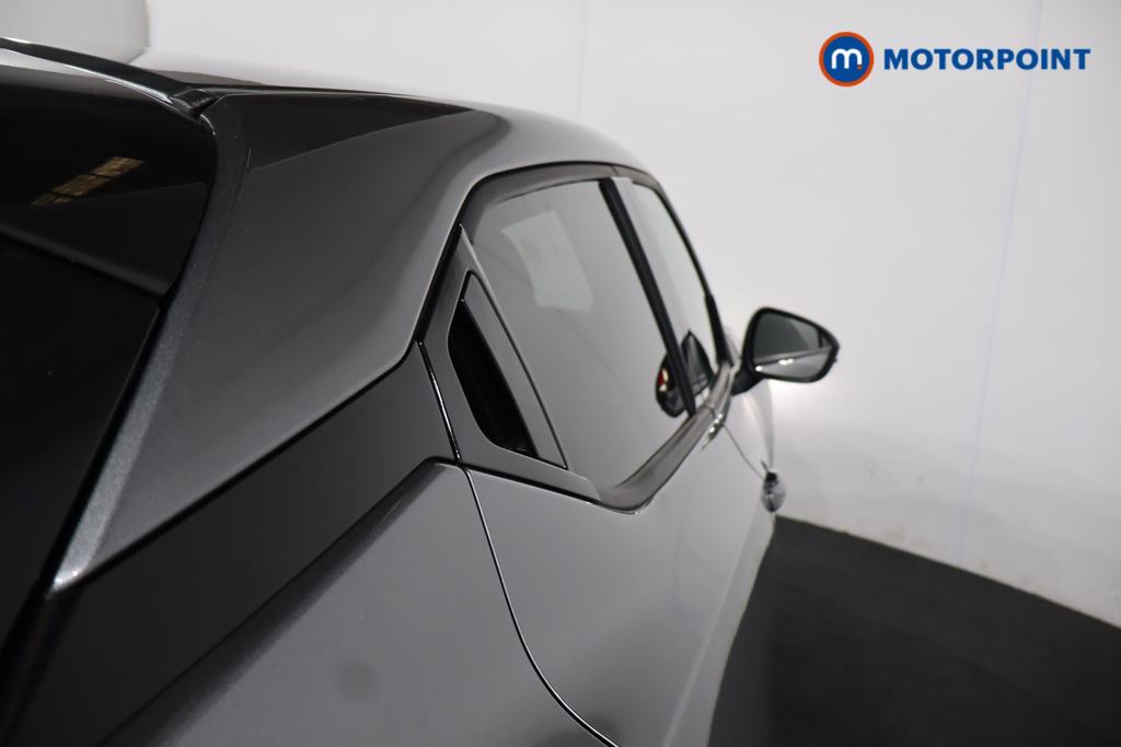 Nissan Juke N-Connecta Manual Petrol SUV - Stock Number (1580670) - 28th supplementary image